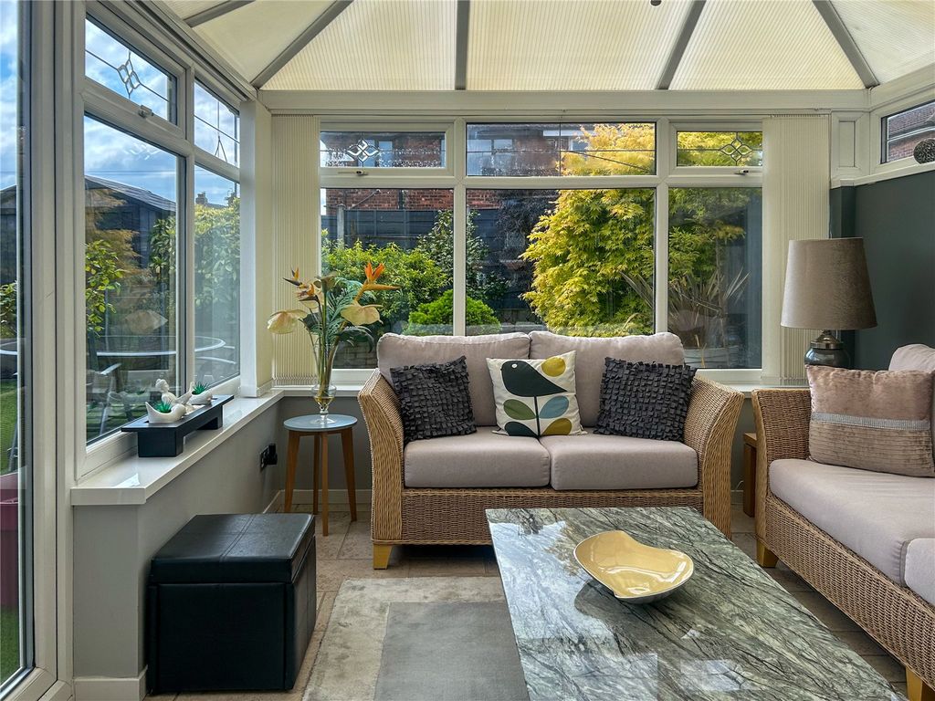 Property photo 2 of 29 Conservatory