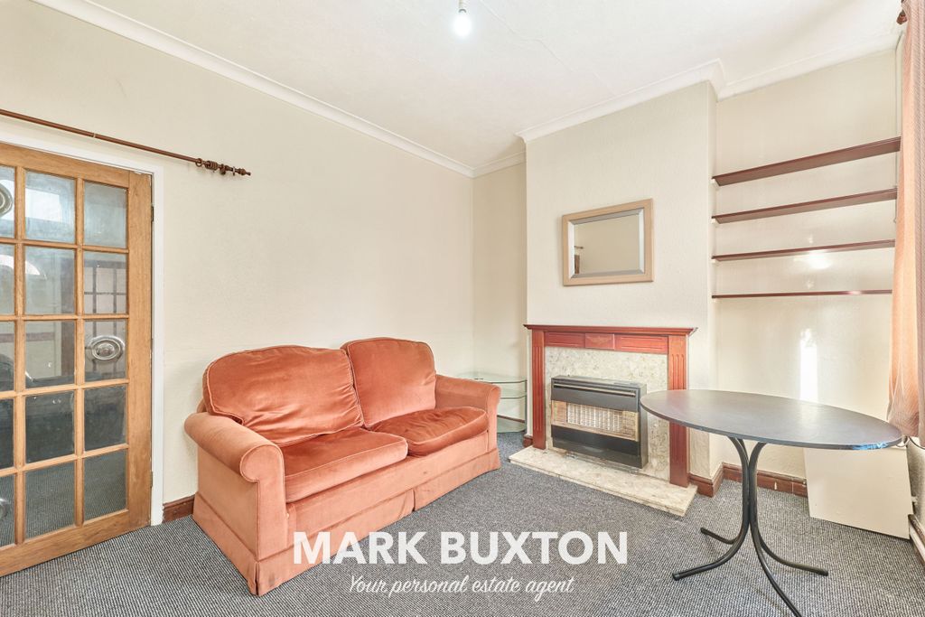 Property photo 2 of 13