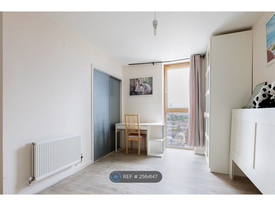Property photo 3 of 25