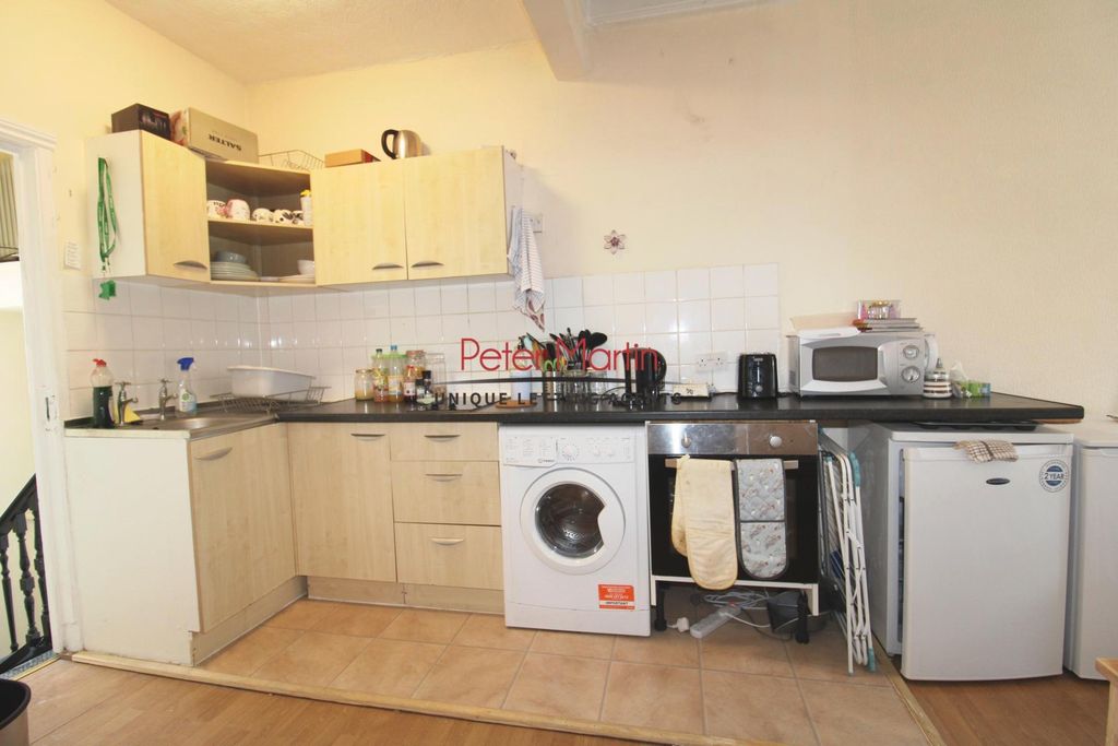 Property photo 2 of 6 Photo 7