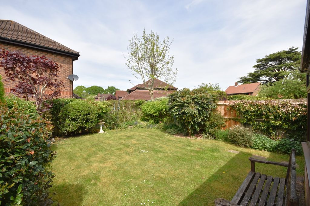 Property photo 2 of 16 Picture No. 03