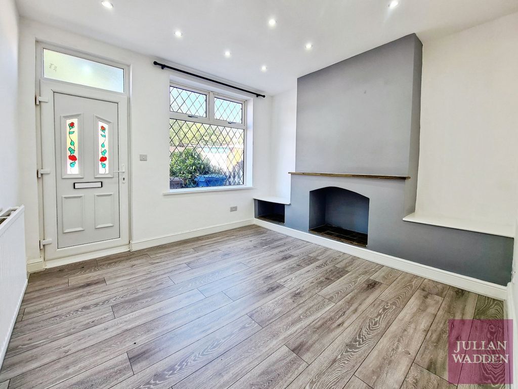 Property photo 3 of 16 Picture No. 23