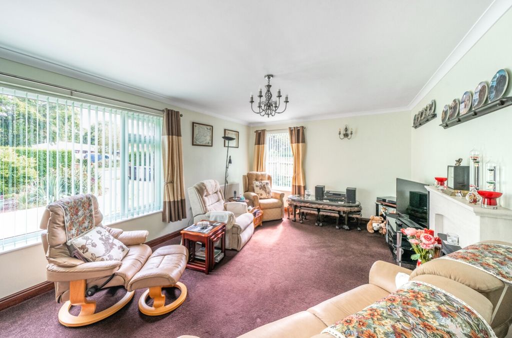 Property photo 2 of 21 1163380 (3)