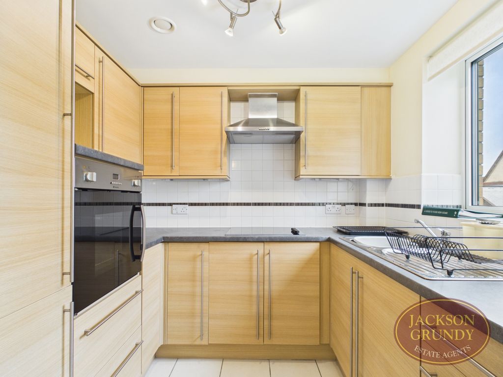 Property photo 2 of 11 Westonia Court
