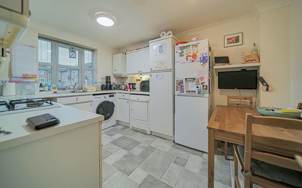 Property photo 2 of 13 P1066117.Jpg