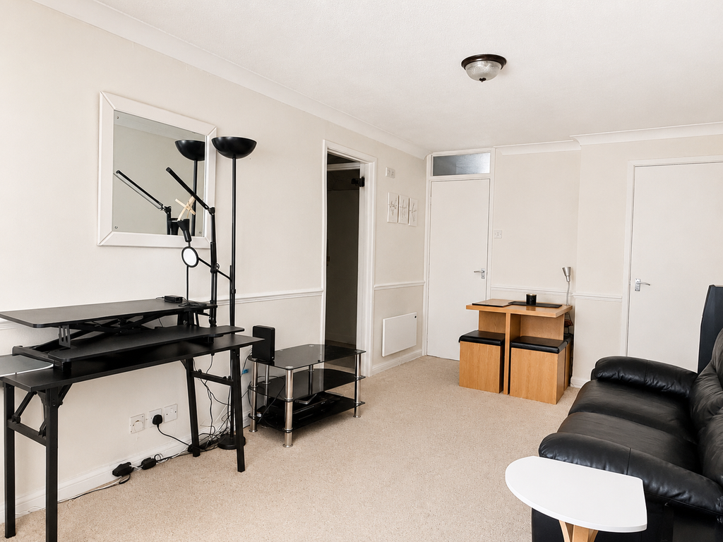 Property photo 2 of 8 Bc5B4094-1708-44B3-A60D-45D2662Fee36