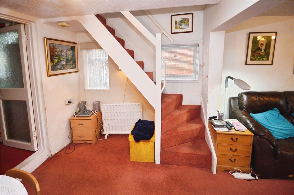 Property photo 2 of 15 Picture No. 04