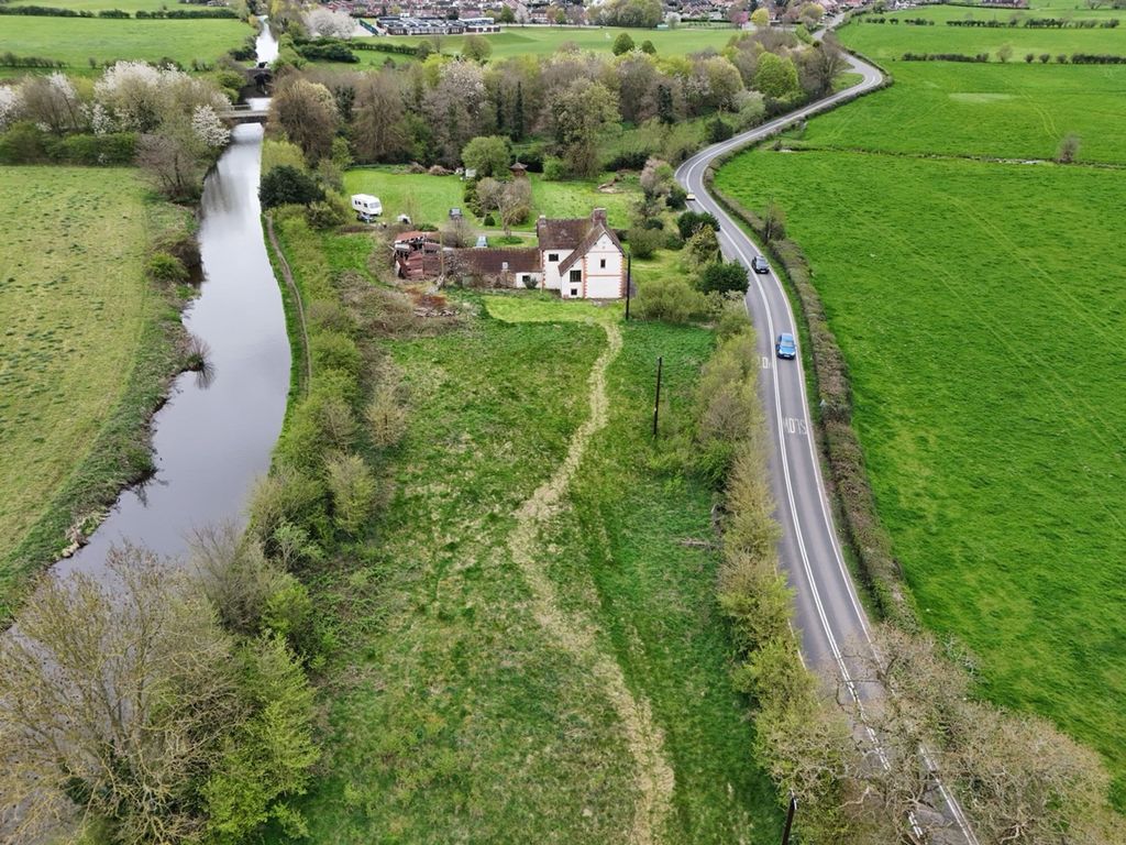 Property photo 3 of 32