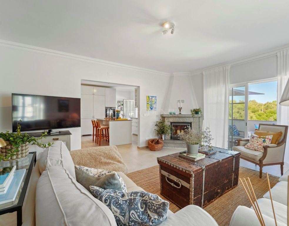 Property photo 2 of 30