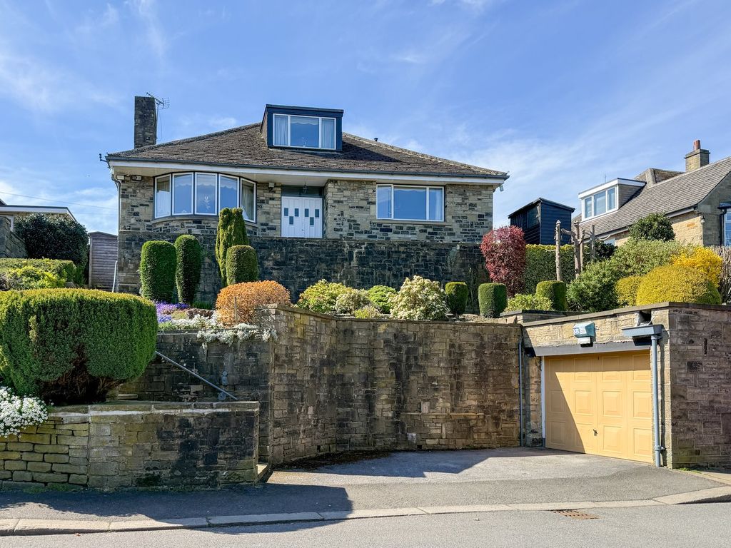 Property photo 1 of 24