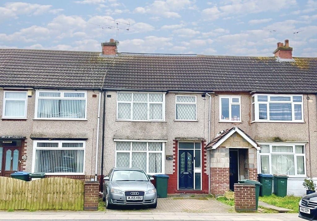 Property photo 1 of 12