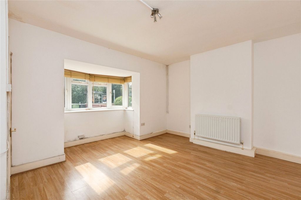 Property photo 2 of 13 Picture No. 60