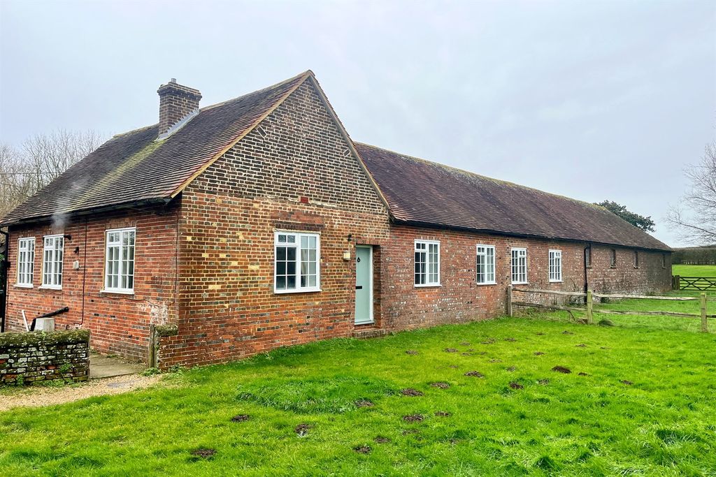 Property photo 1 of 6 (Main)