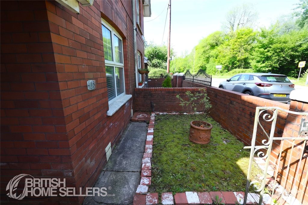 Property photo 2 of 16 Picture No. 16