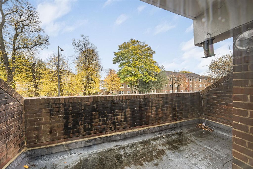 Property photo 3 of 12 Photo Oct 31 2025, 12 34 50 Pm.Jpg