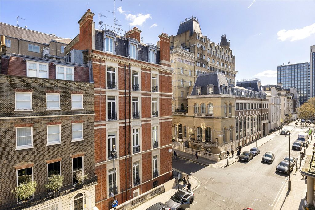 Property photo 3 of 16 Exterior