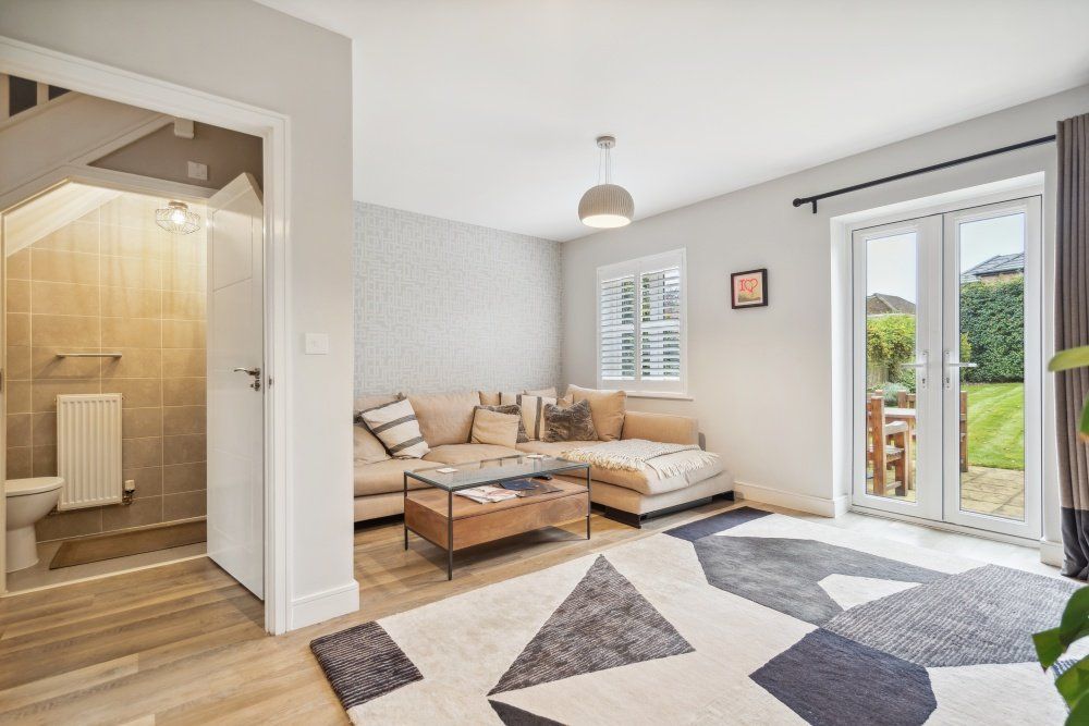 Property photo 3 of 23 Living Room