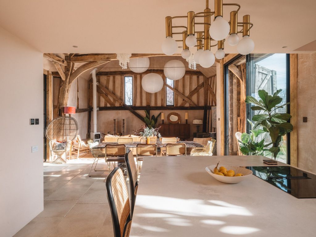 Property photo 2 of 29