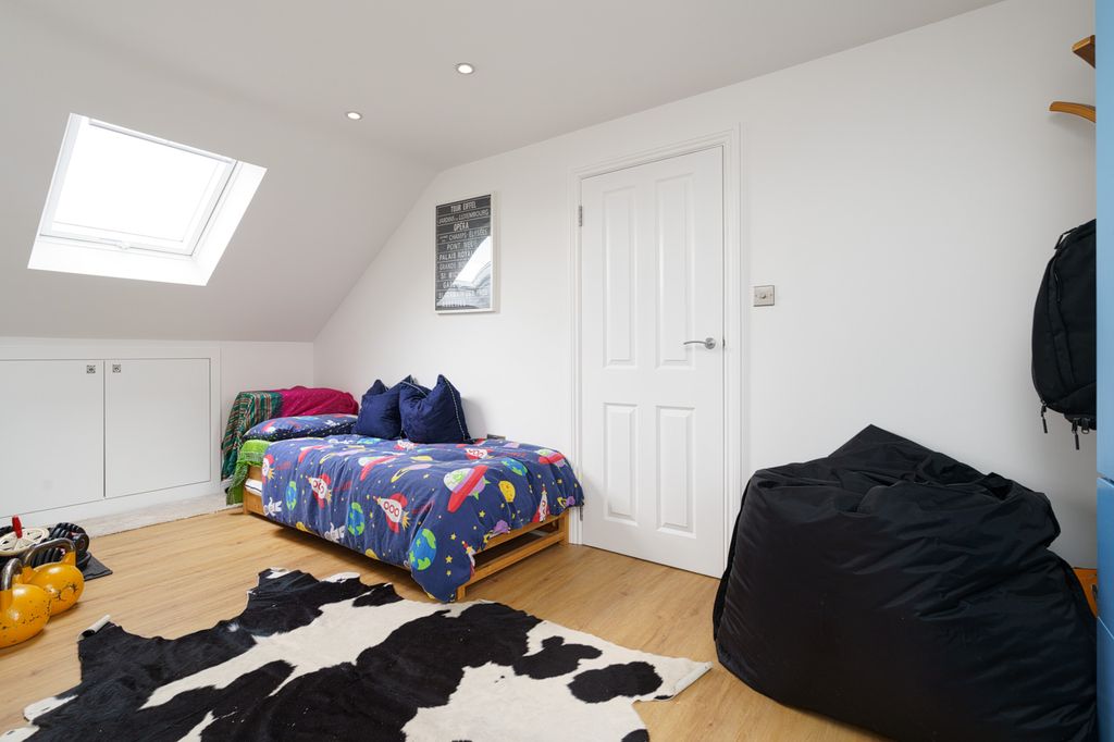 Property photo 3 of 12 Dsc07549-Edit-Edit