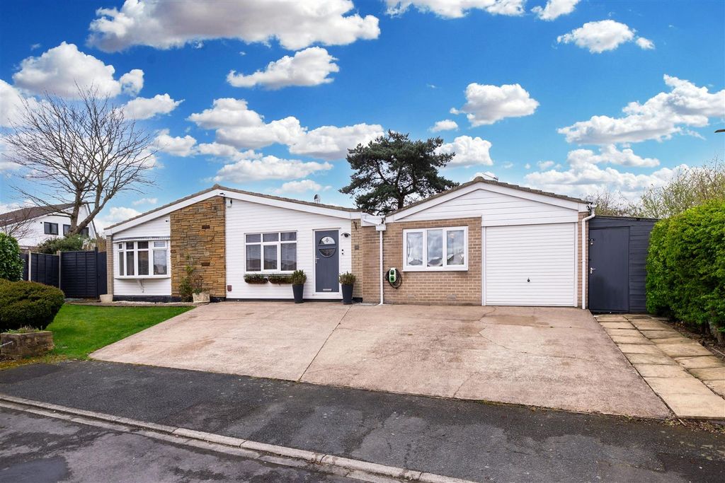 Property photo 1 of 27 Exterior