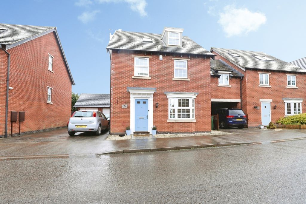 Property photo 1 of 19 Pbox-Img.Jpg