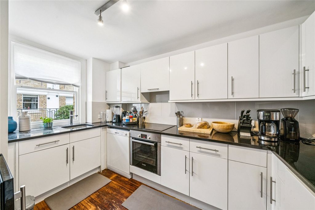 Property photo 3 of 7 Picture No. 09