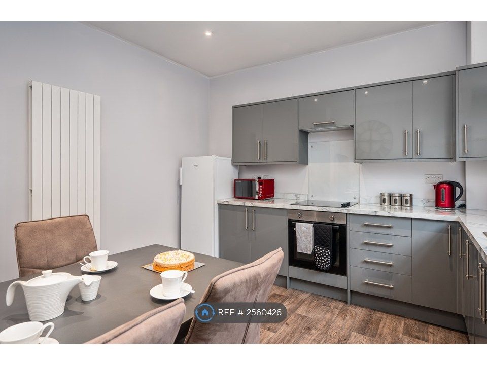 Property photo 1 of 13 Shared Kitchen