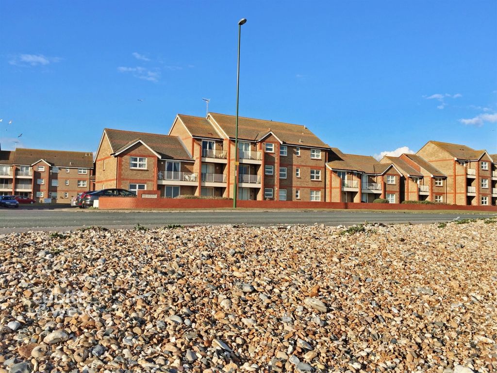 Property photo 2 of 14 56 The Gilberts - 3