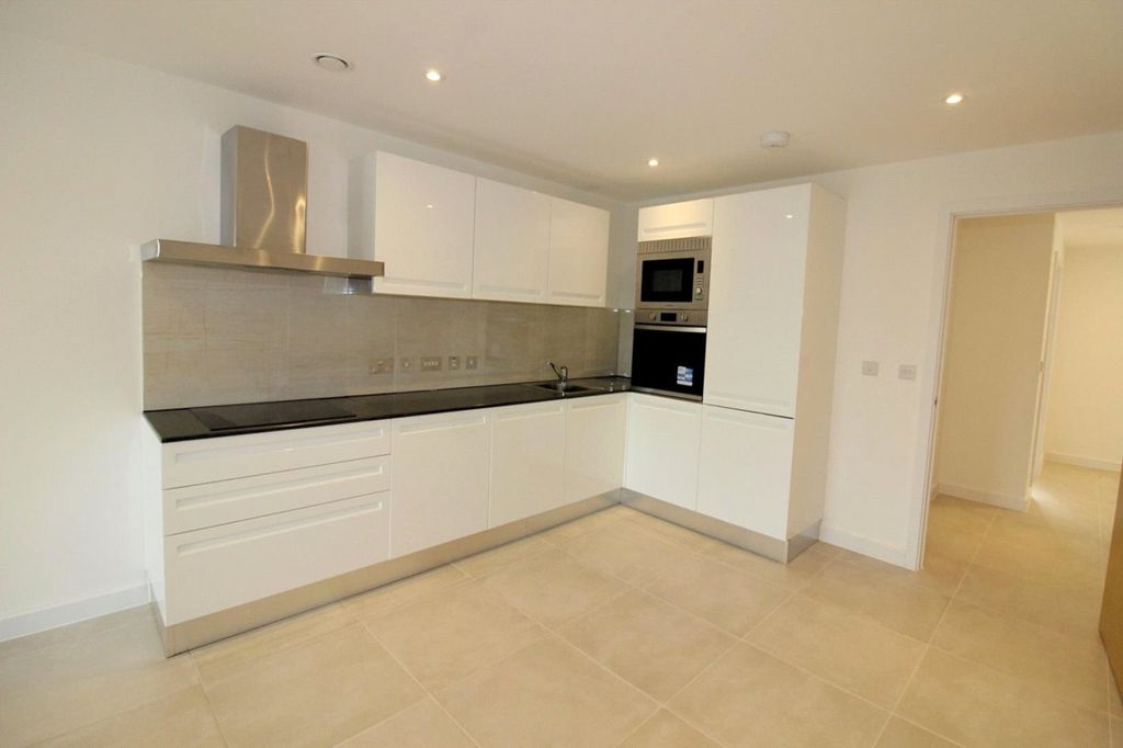 Property photo 2 of 12 Picture No. 02