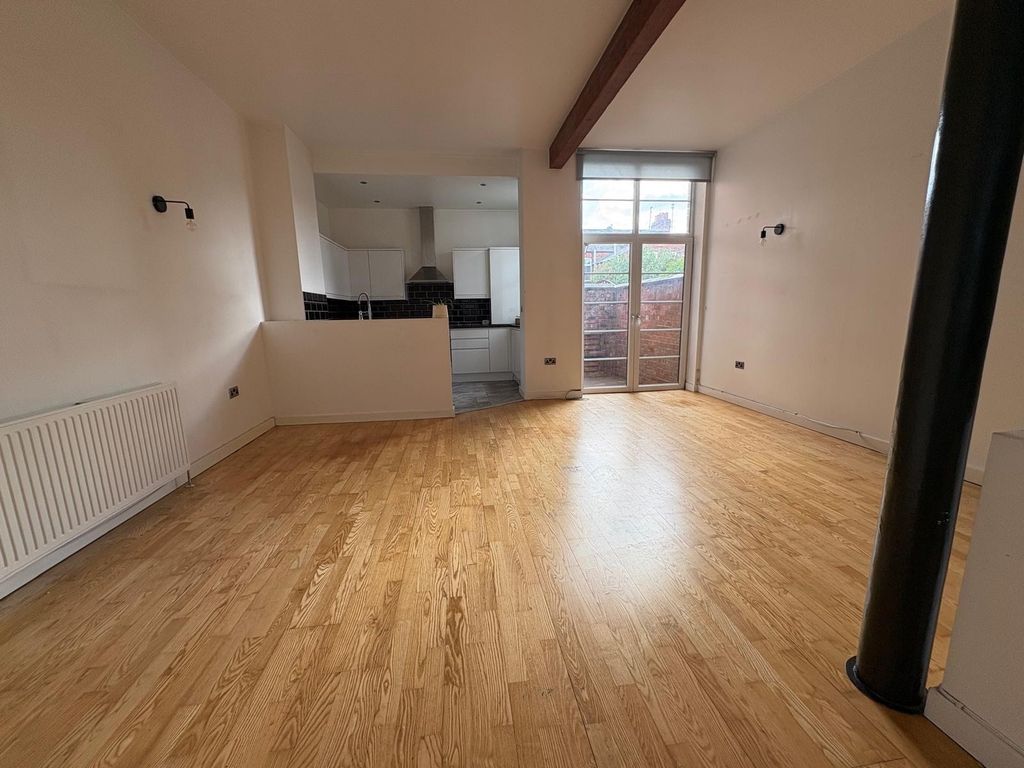 Property photo 2 of 13 Image