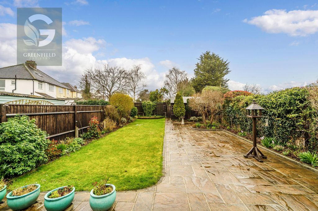 Property photo 2 of 12