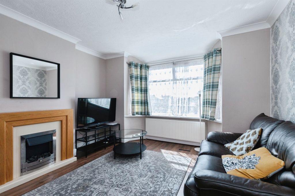Property photo 2 of 19