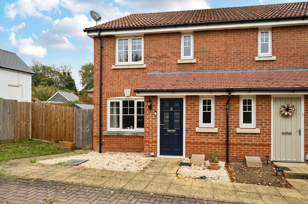 Property photo 1 of 9 1369619-7-68F209E...