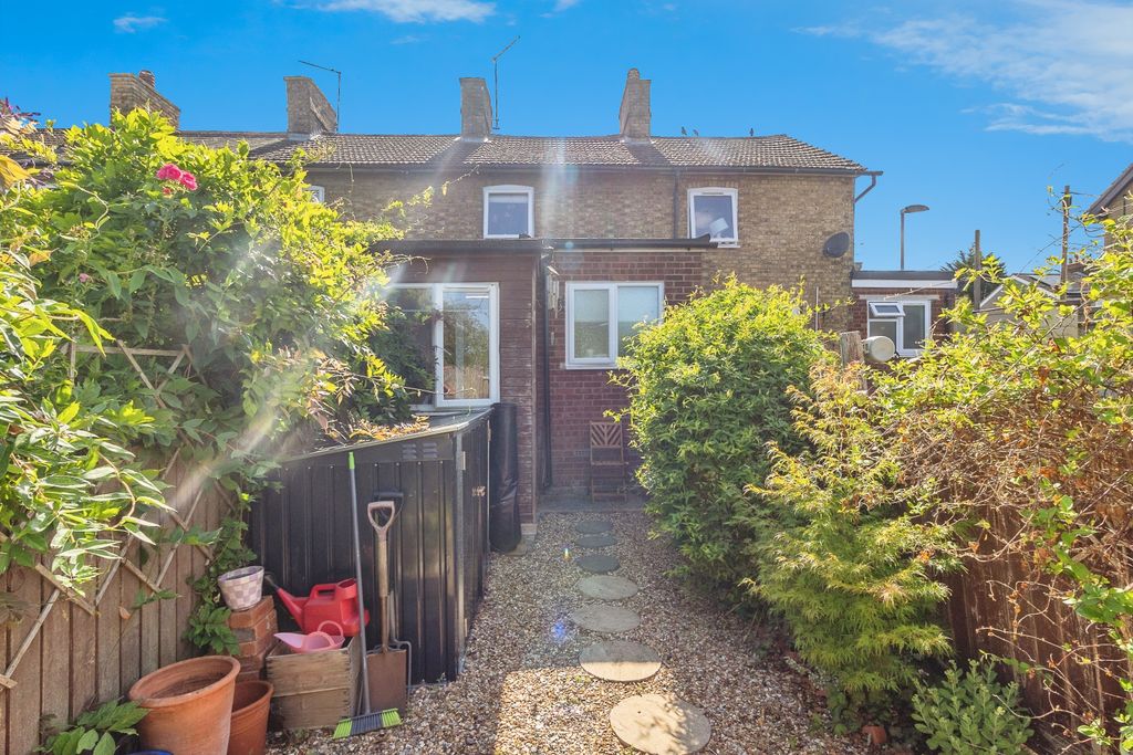Property photo 2 of 18