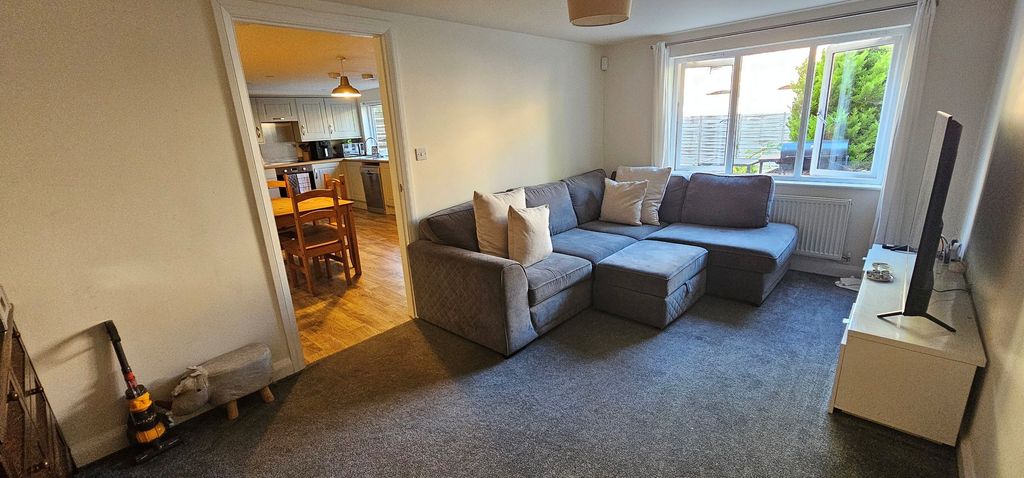 Property photo 3 of 13 Living Room