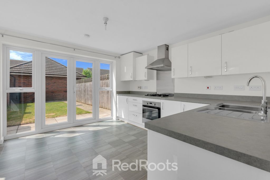 Property photo 3 of 31 4219104
