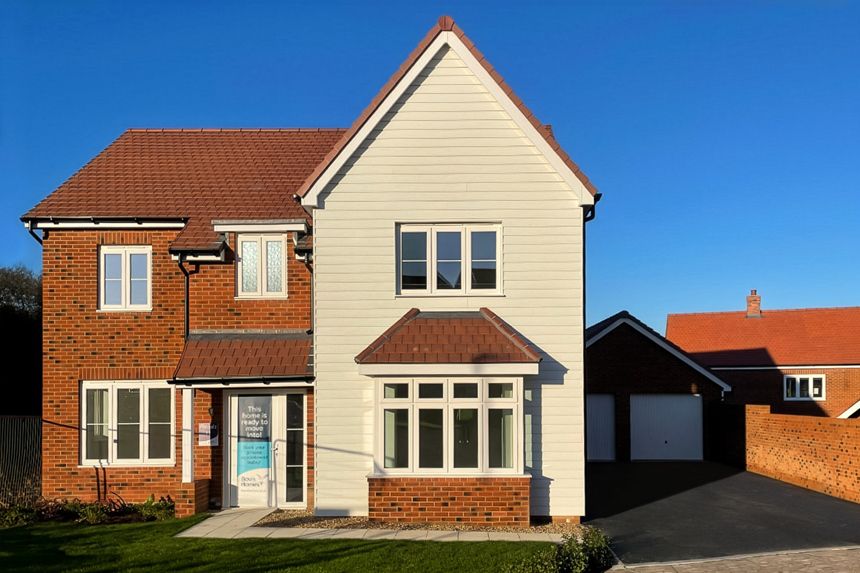 Property photo 1 of 10 Ehams 77 Mar 26