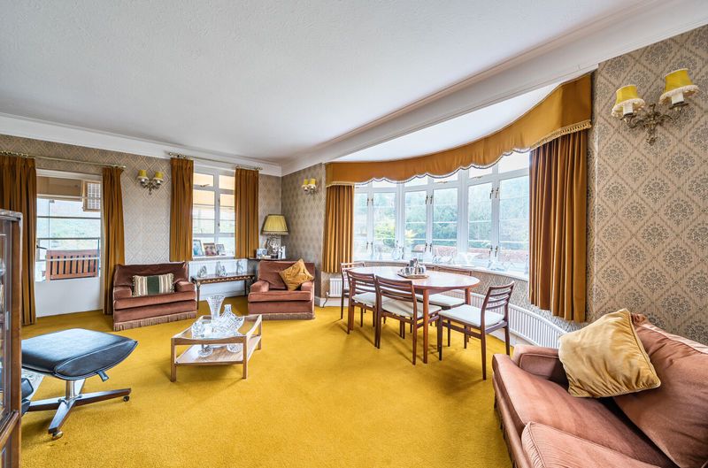 Property photo 3 of 18 Photo 11