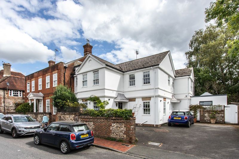 Property photo 1 of 20 Photo 12