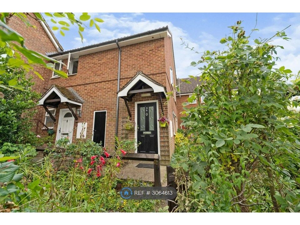 Property photo 1 of 11 Front