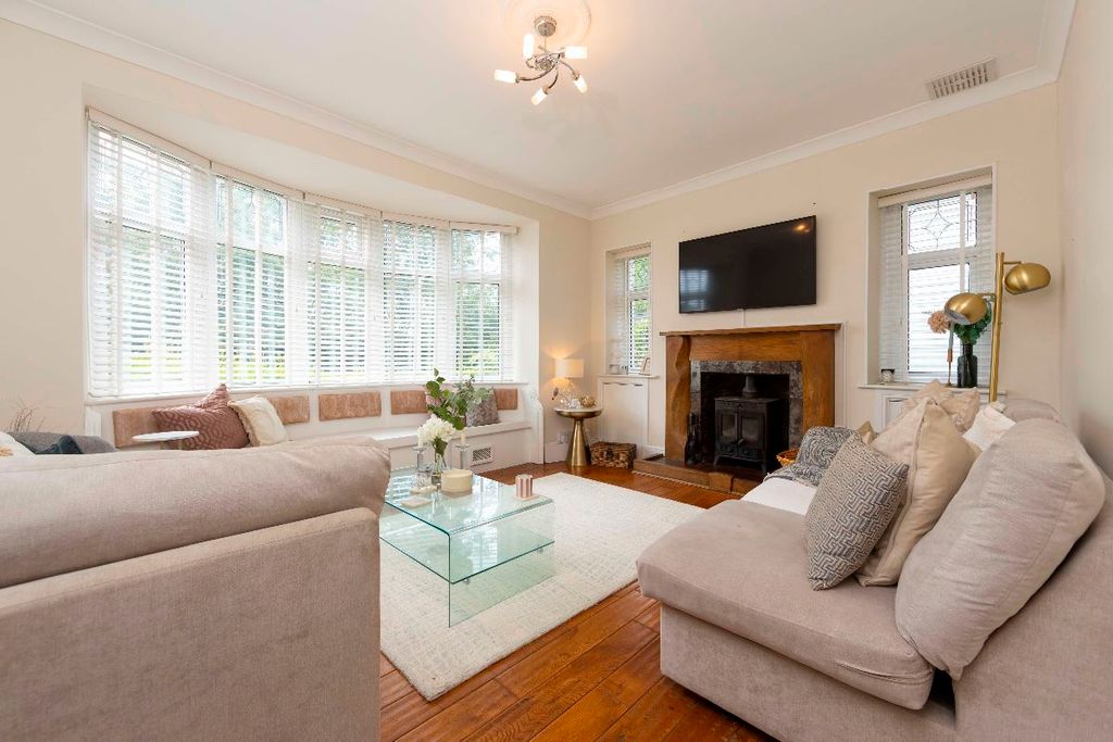 Property photo 1 of 51
