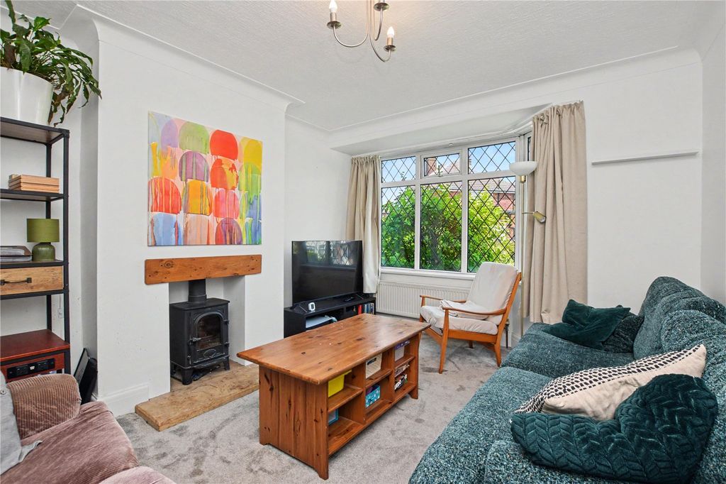 Property photo 3 of 17 Picture No. 01