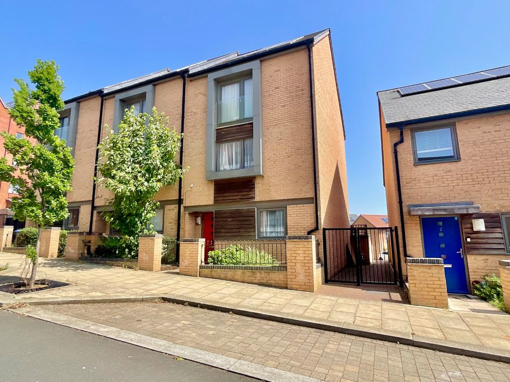 Property photo 1 of 30 3938083
