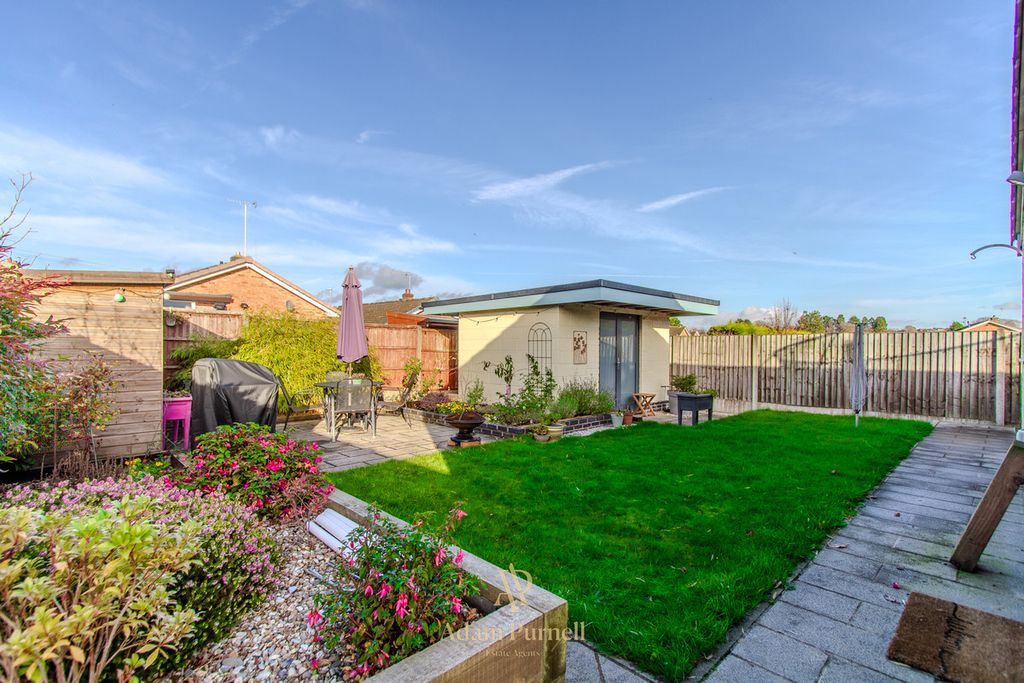 Property photo 3 of 19