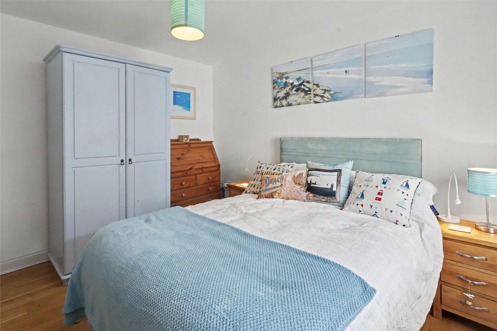 Property photo 3 of 13 3 - Picture No. 01
