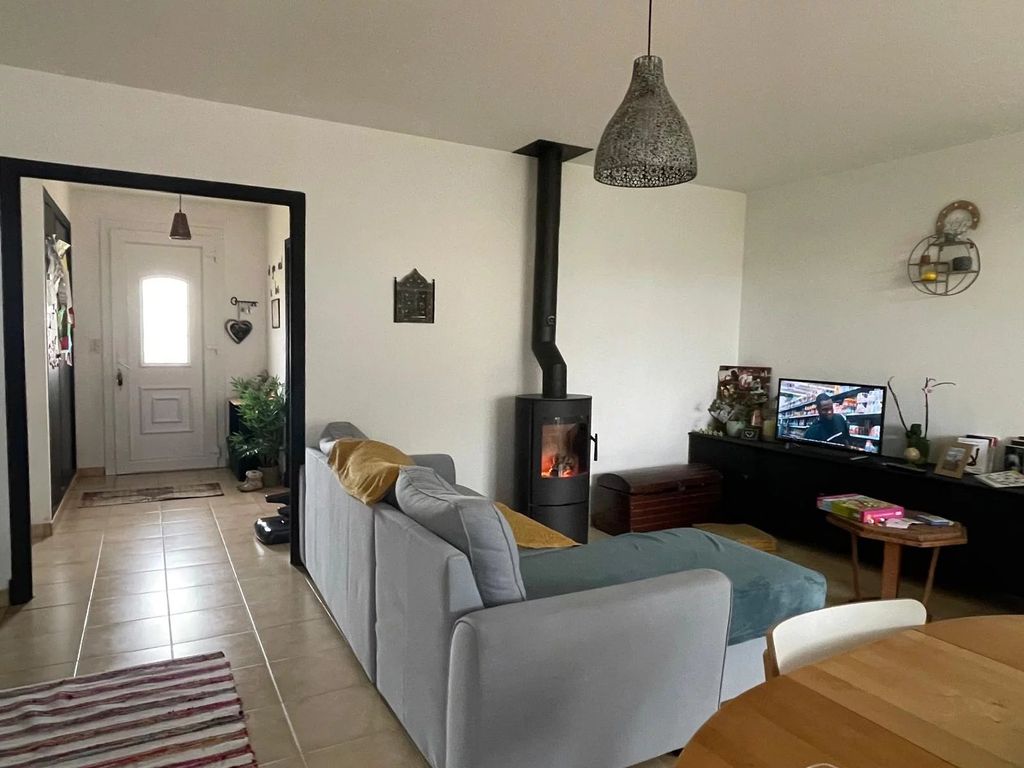 Property photo 3 of 7