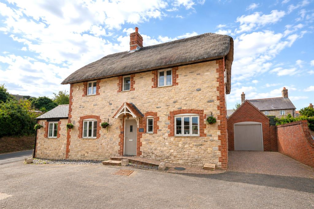 Property photo 1 of 20 1.Png