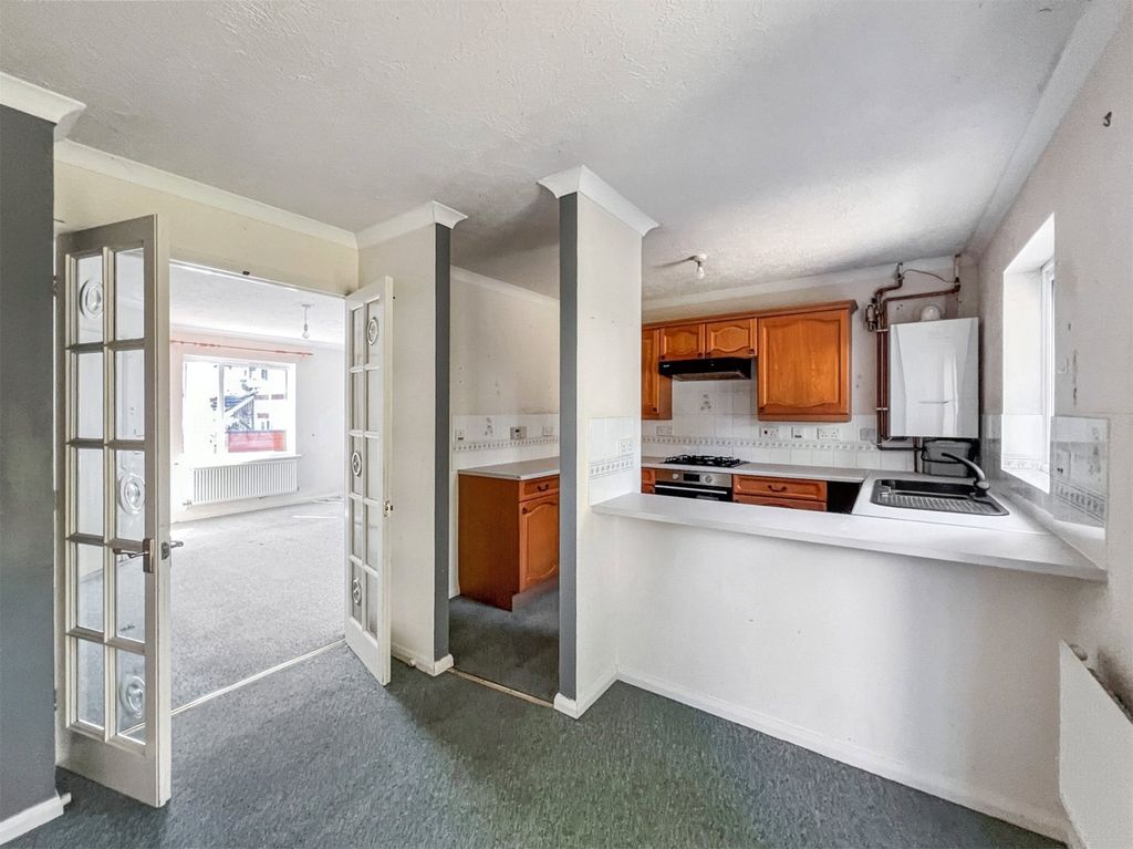 Property photo 2 of 16 2 - Picture No. 04