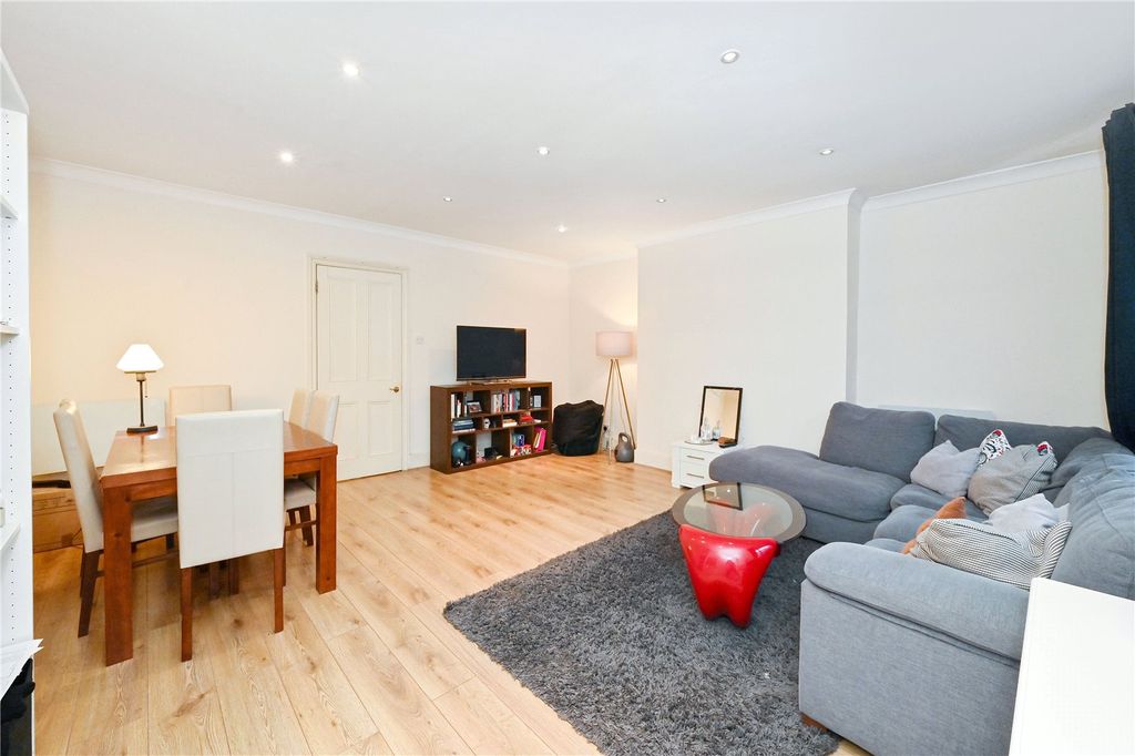 Property photo 2 of 12 Picture No. 02