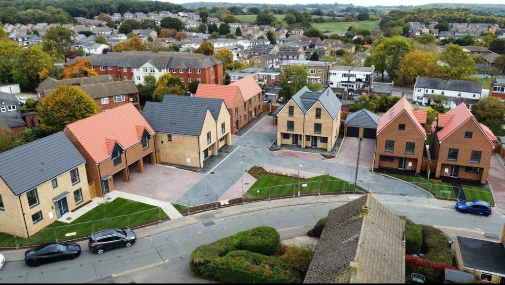 Property photo 3 of 21 Picture No. 49